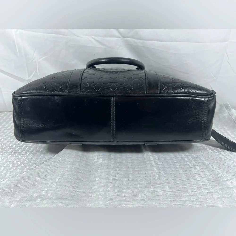 4043: Coach Black Embossed Leather Laptop Briefcase Business Bag
